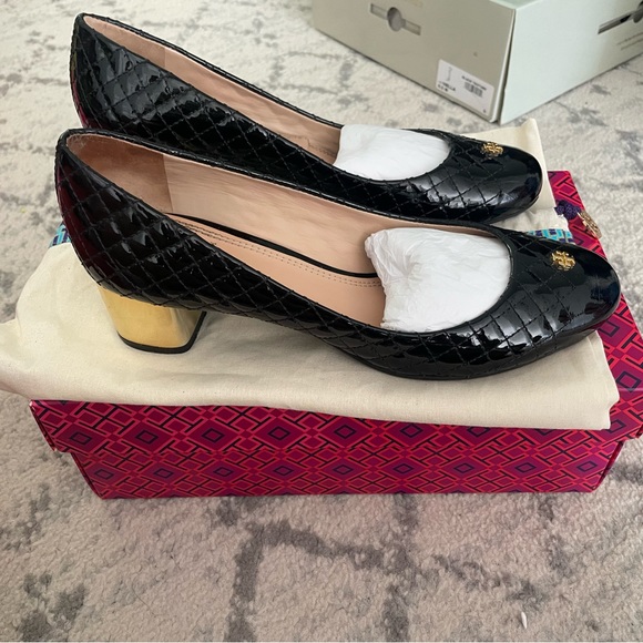 Tory Burch Kent Pump - Picture 4 of 7